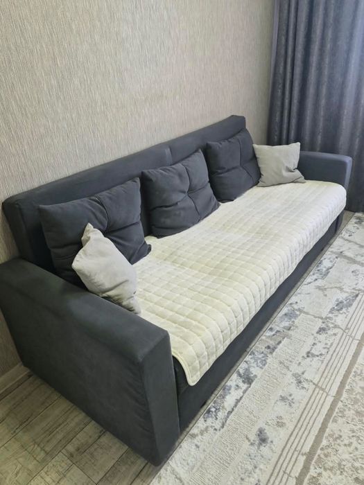 Продам Диван подростковый