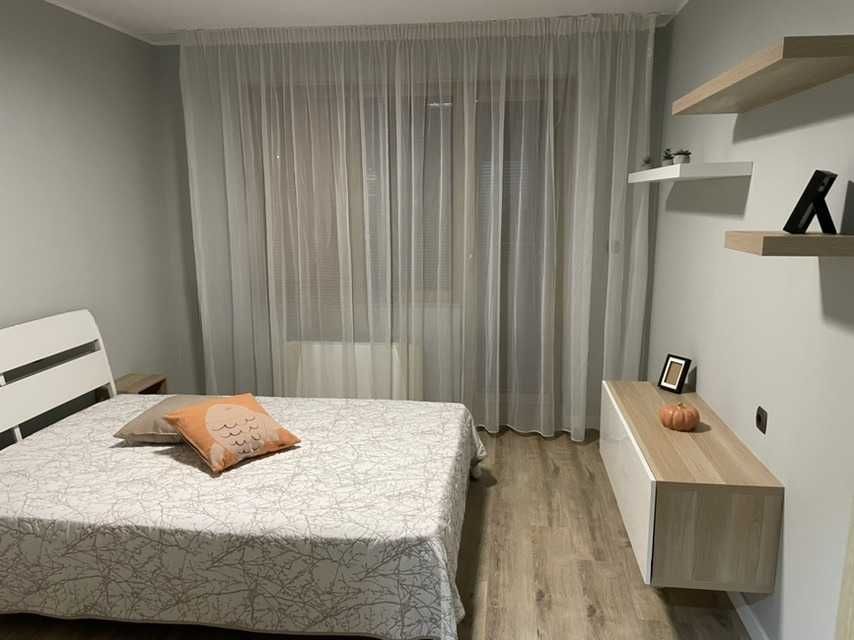 Дава се под наем Тристаен апартамент в София, Витоша - 80 кв.м за 698.19 € - Снимка #5