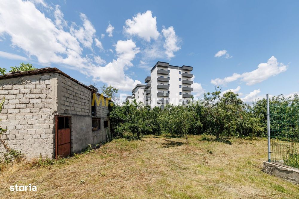Casa cu teren - Prundu-Ideala pentru locuit sau dezvoltare imobiliara