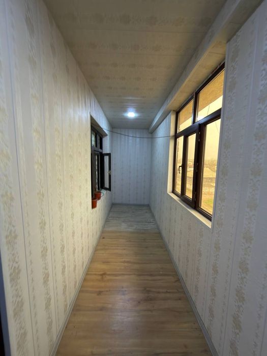 Продается 2х комнатная квартира в городе Ахангаран Конзавод Ейвалек