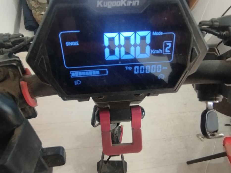 Продам электросамокат Kirin G2 pro max.