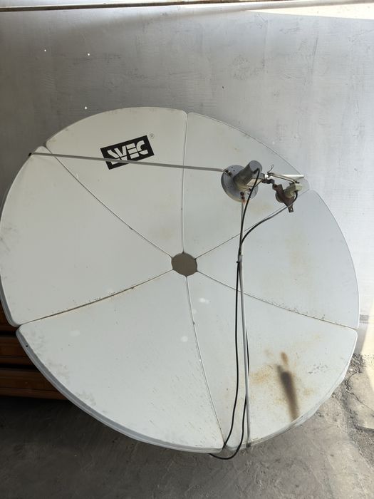 продам спутниковую тарелку с двумя ресиверами