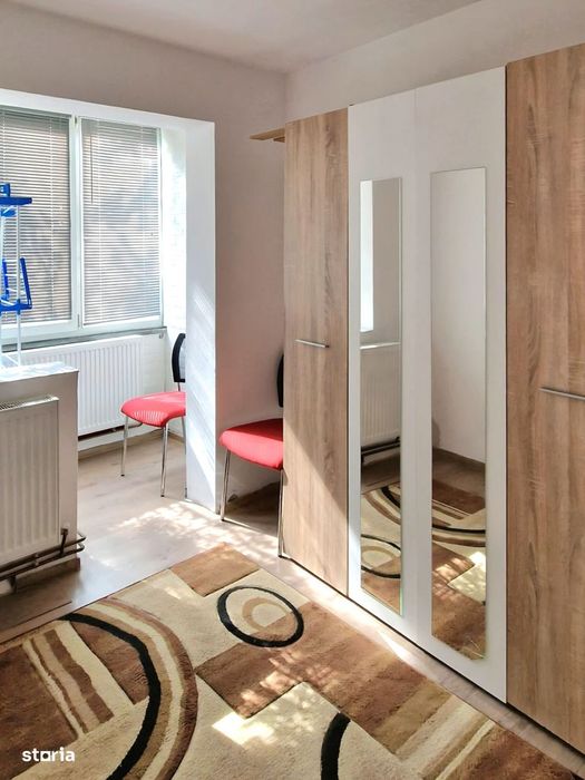 Apartament 2 camere, etaj 1, centrala proprie, zona Sagului — fotografia 3