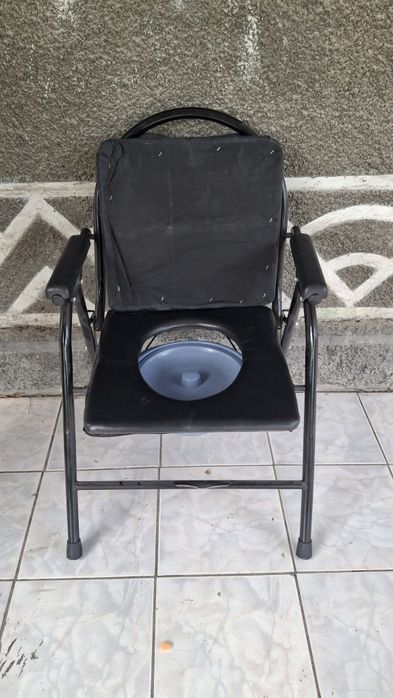 Санитарный   стул