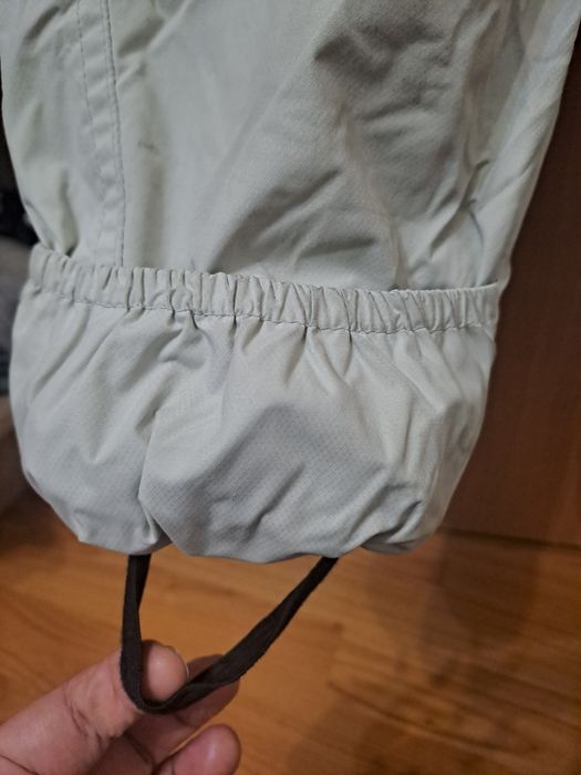 Продам фирменный комбинезон Керри