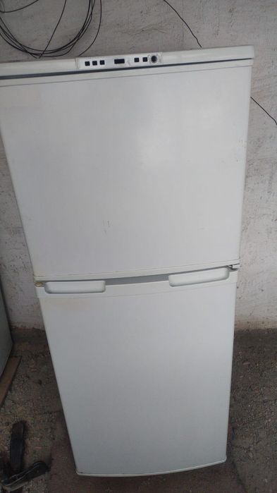 Холодильник   Б/у