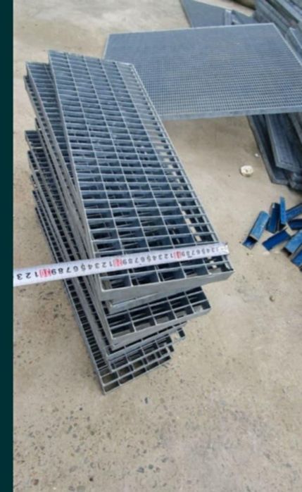 trepte zincate galvanizate