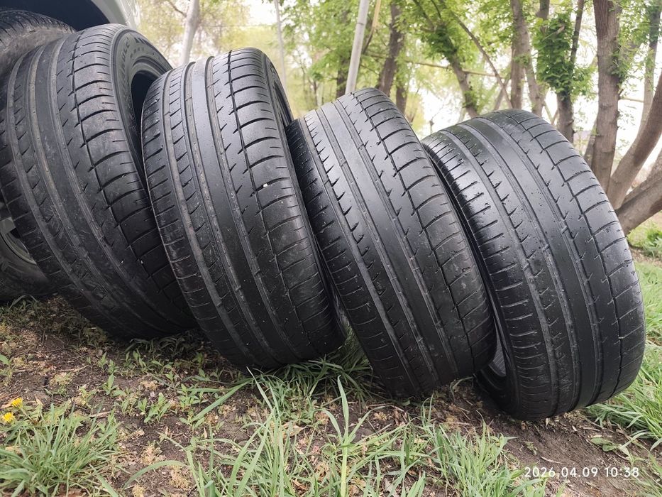 Летний шины 245/45/ R19