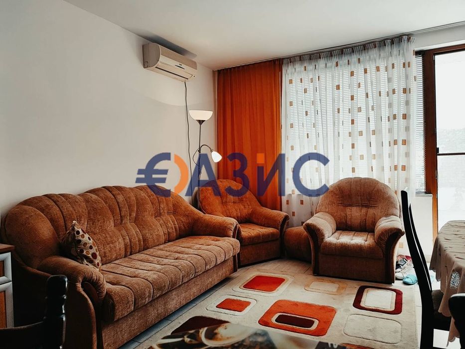 Продава се Тристаен апартамент в Свети Влас - 77 кв.м за 1020 €/кв.м - Снимка #1