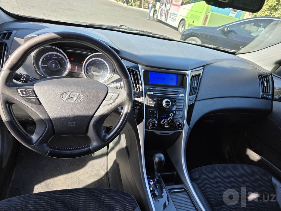 Hyundai slSonata 2012