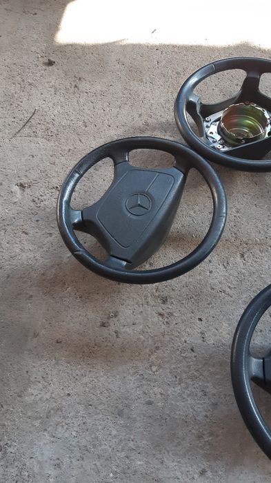 Mercedes 124 руль