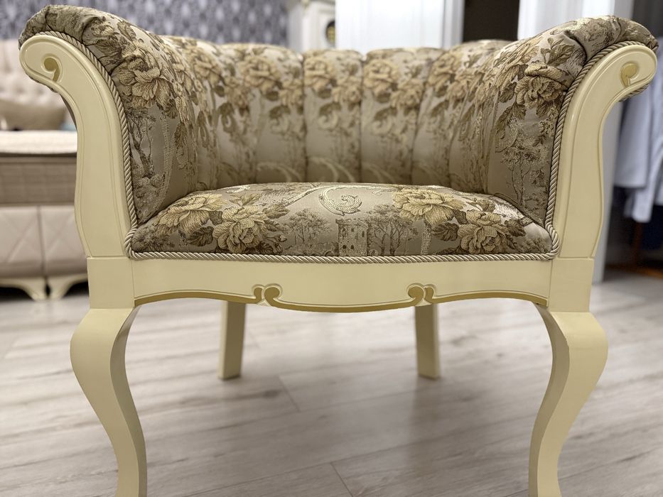 Кресла почти новые