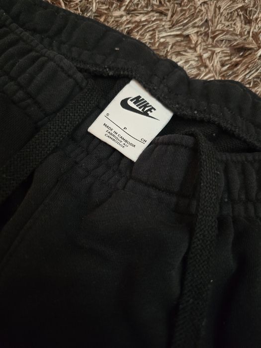 Pantaloni Nike Cargo