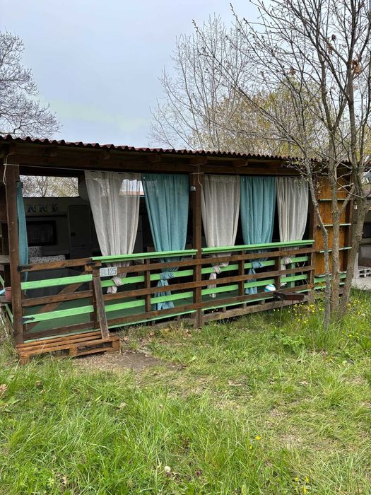 Каравана на къмпинг Якото място