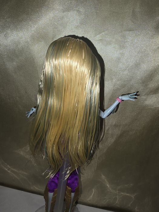 Продаётся кукла Monster High