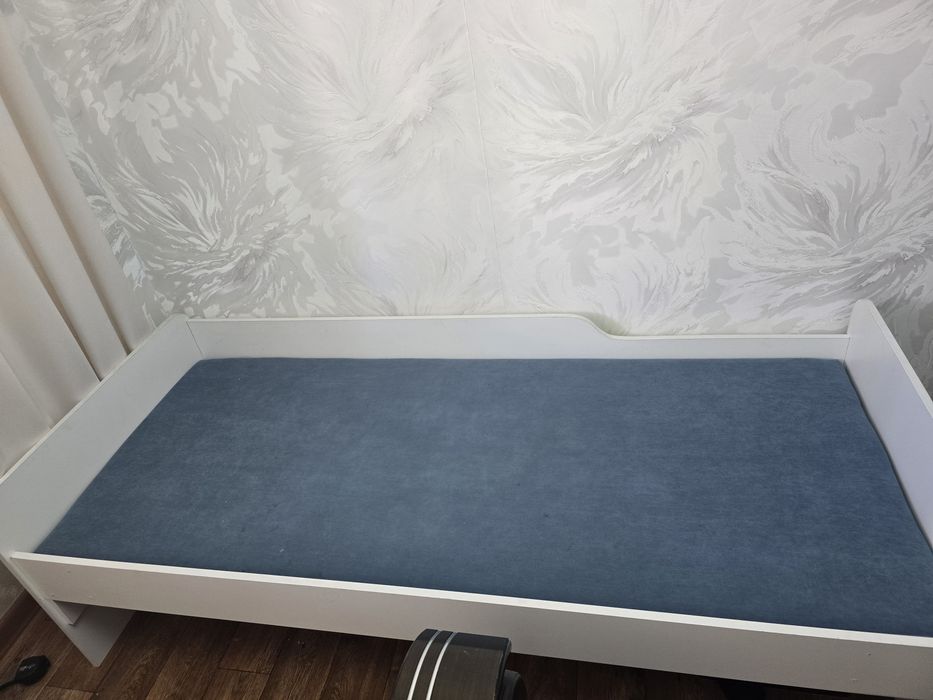 Срочно продам кровать 10000