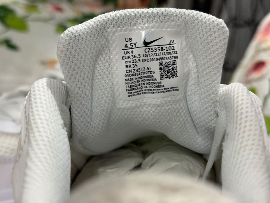Дамски маратонки nike