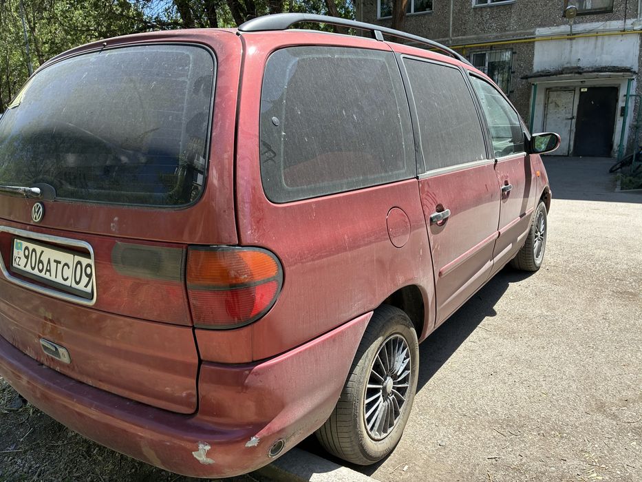 Фольксваген Шаран