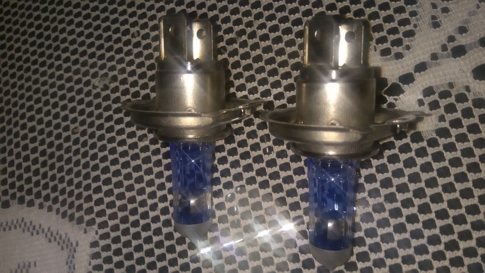 Авто крушки цокъл H4