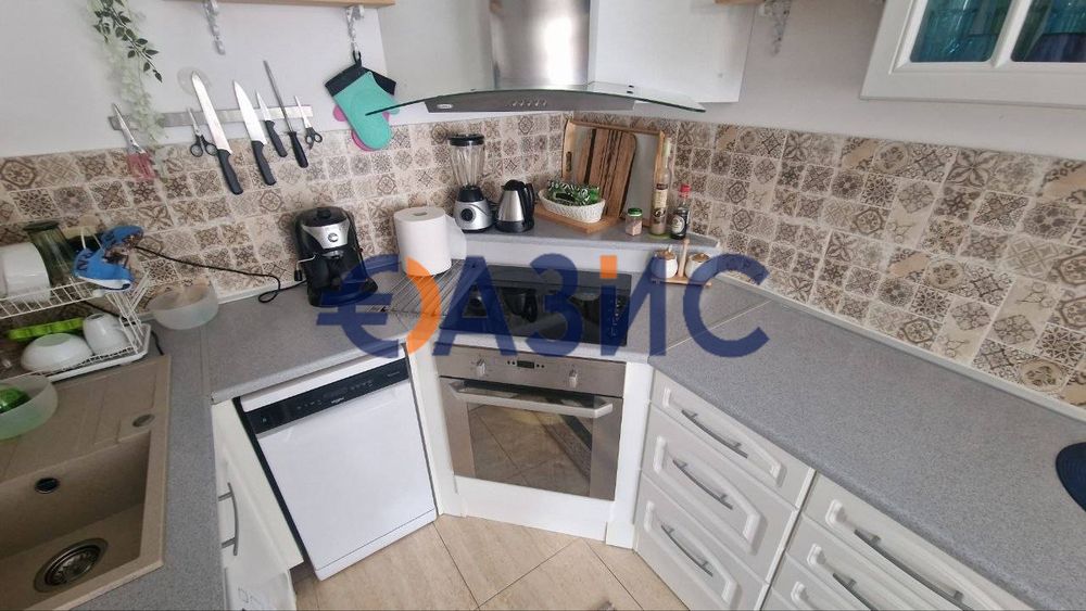 Продава се Тристаен апартамент в Свети Влас - 85 кв.м за 1008 €/кв.м - Снимка #9
