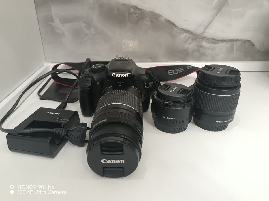 Продам фотоаппарат canon 1100d