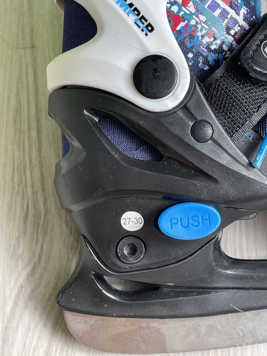 КОНЬКИ в отличном состояни !