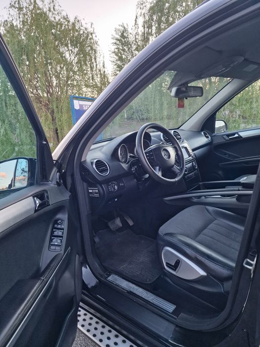 Vând Mercedes ML 280CDI 4MATIC