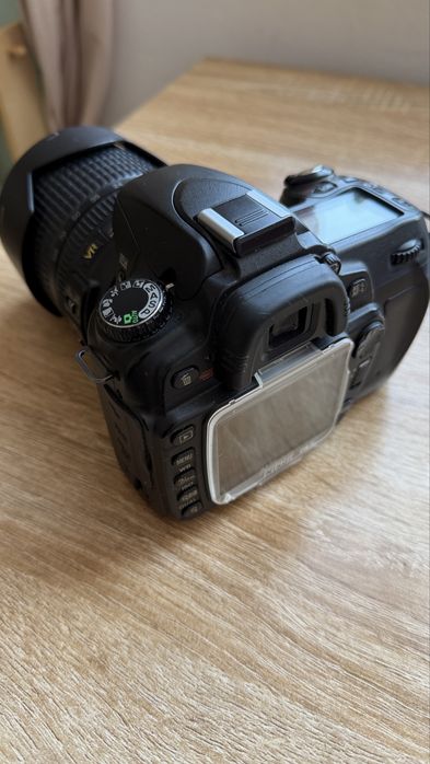 Продавам Nikon D80