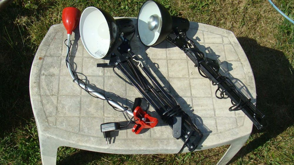 Лампи-разстегателни и настолни