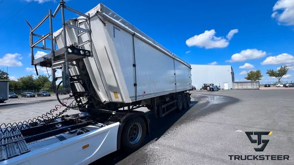 Schmitz Cargobull SKI 24 | 52m3 | HYVA | Liftanta | Prelata Avans leasing de la 30% : SC SKI 24 52m3 HYVA 07/2021