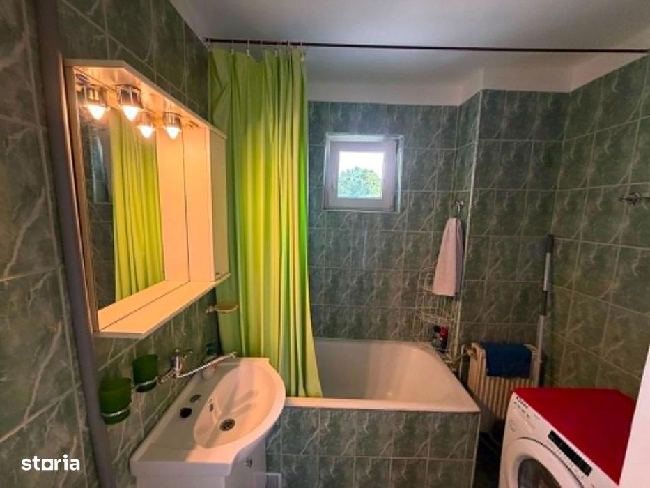 Apartament 4 camere de vanzare zona Maurer Targu Mures, Mures