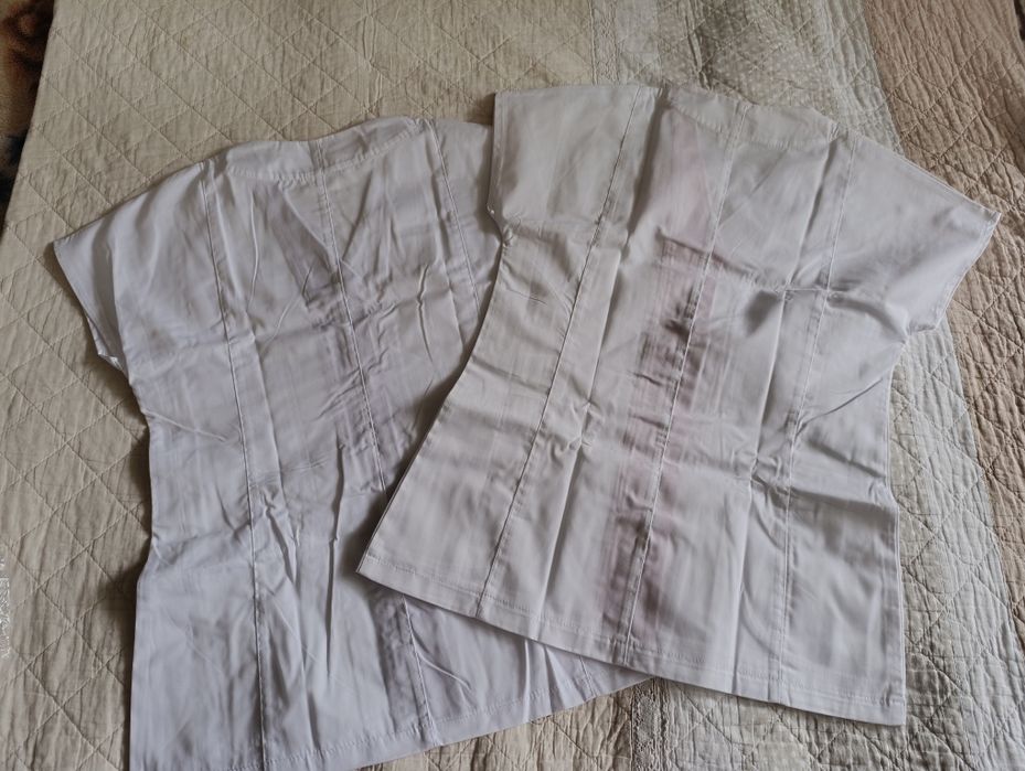 Bluza medicală, mărimea S, noi