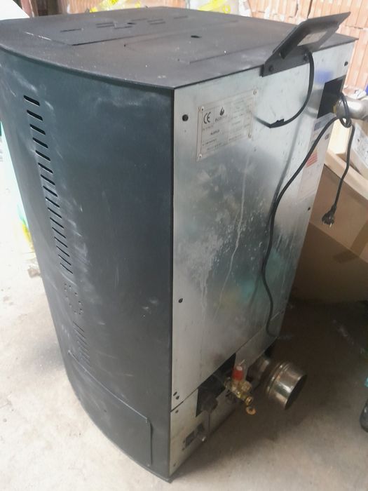 Печка камина пелети burnit