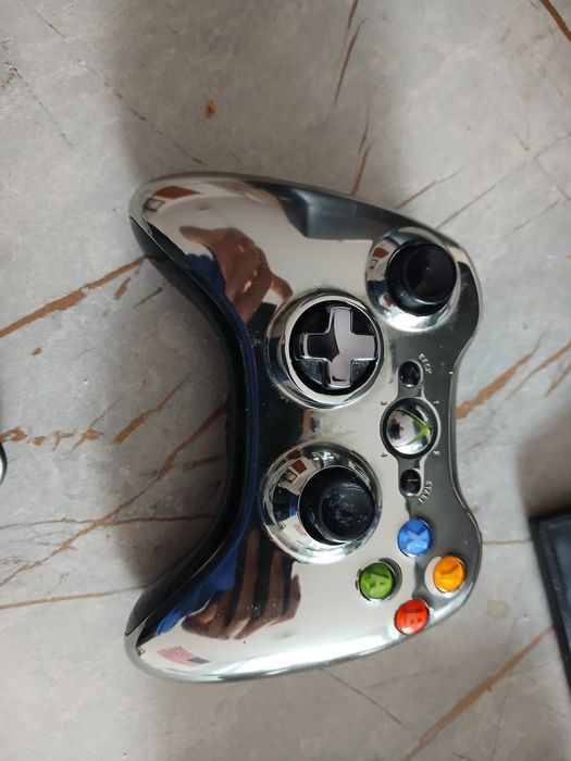 XBOX 360 продам с монитором