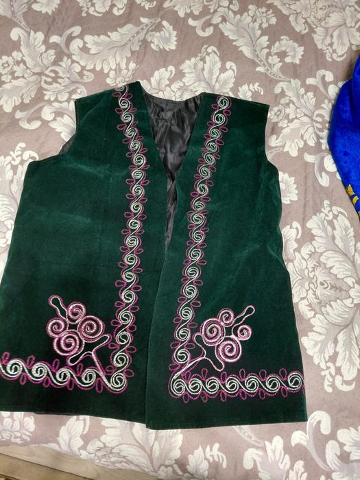 Национальные жилеты