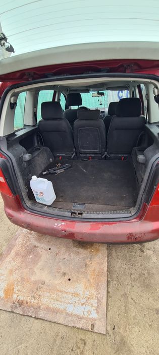 Volkswagen Touran schimb 1900€