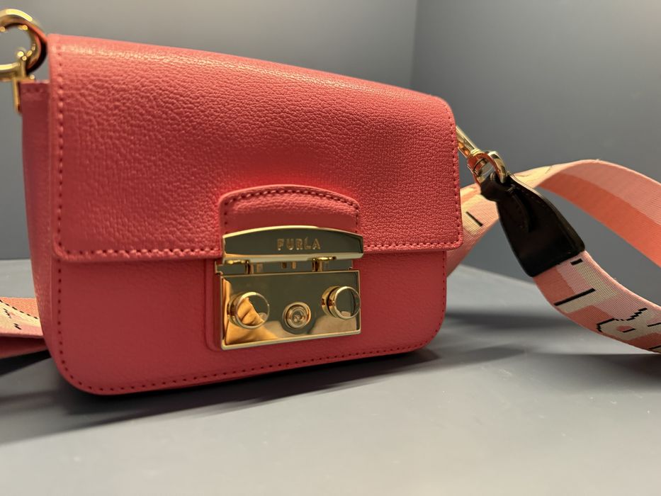 Чанта Furla metropolis бебешко розово