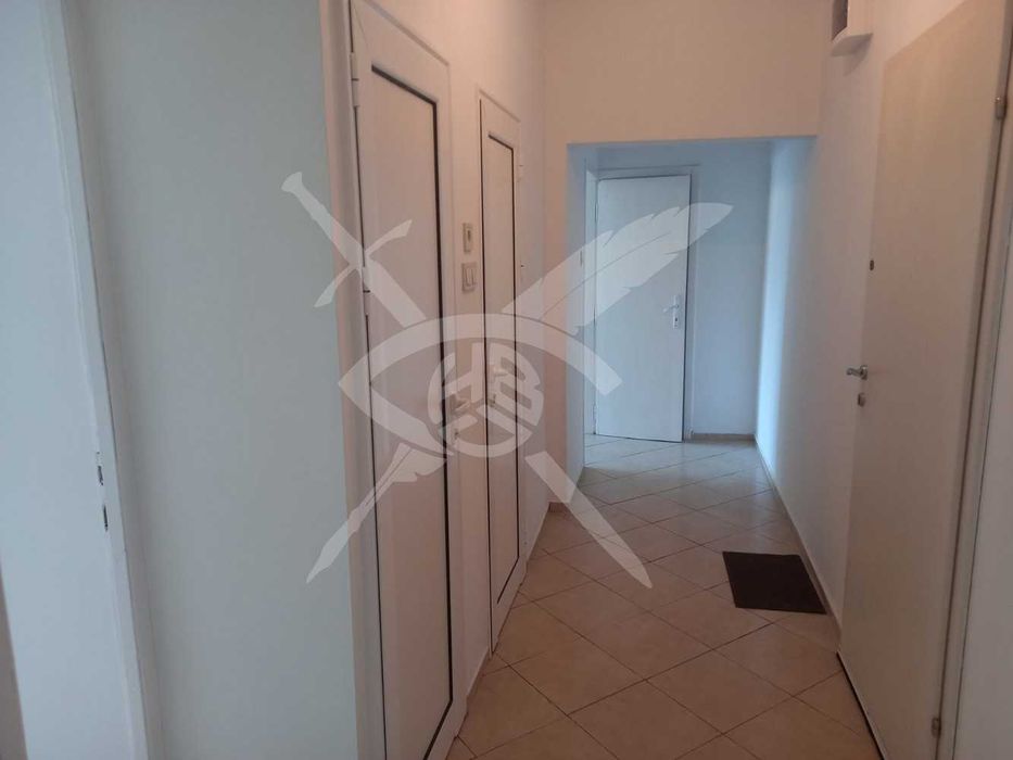 Продава се Тристаен апартамент в София, Толстой - 65 кв.м за 2124 €/кв.м - Снимка #4
