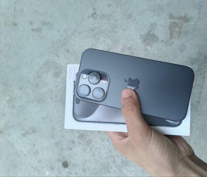 Iphone 15pro holat yaxw