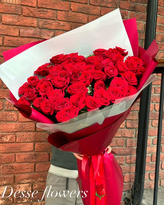 Розы по вкусной цене 70 см