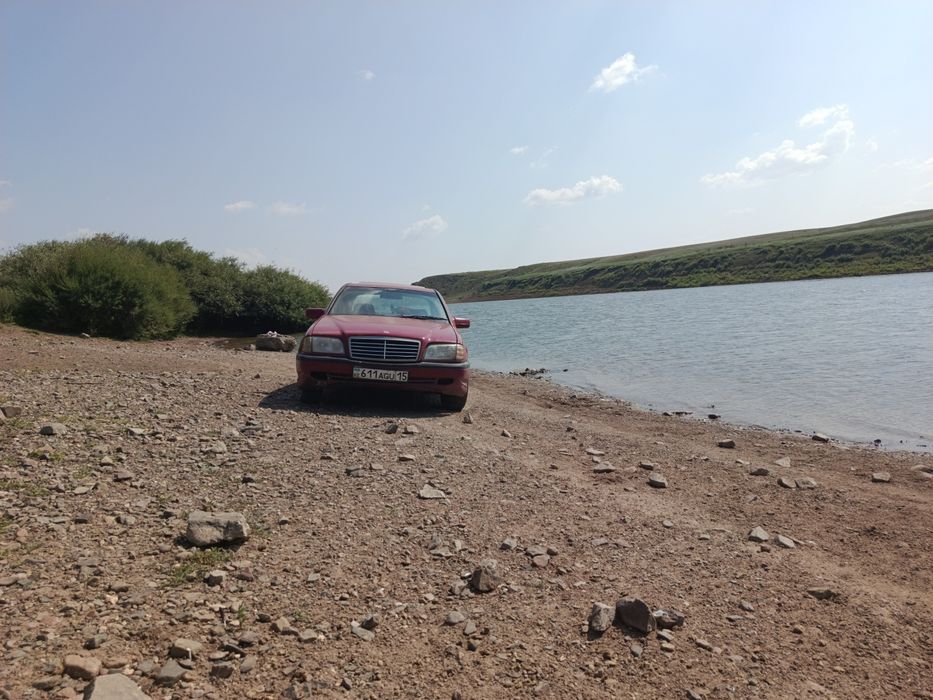 Mercedes w202. 94 год