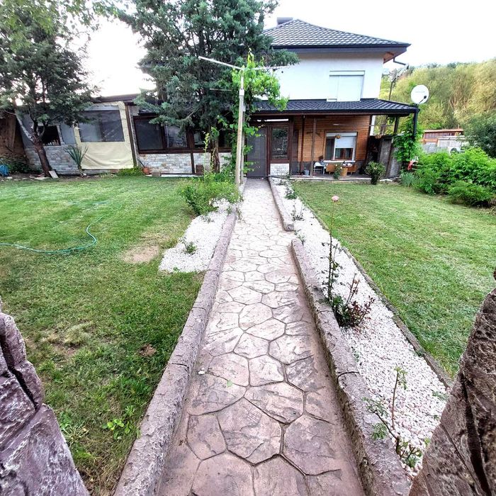 Продава се Къща в с. Остра могила, Област Стара Загора - 265 кв.м за 868 €/кв.м - Снимка #2