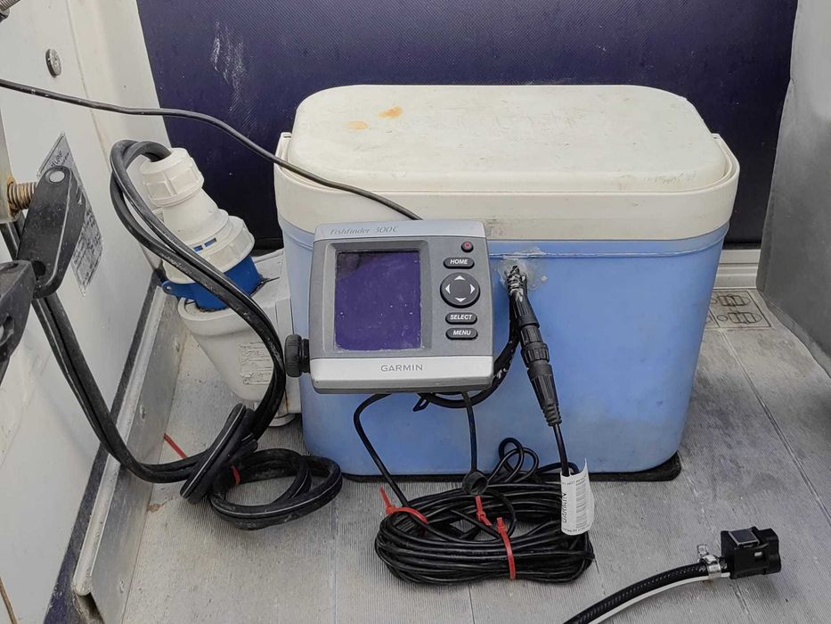 Лодка с извънбордов двигател Honda Honwave