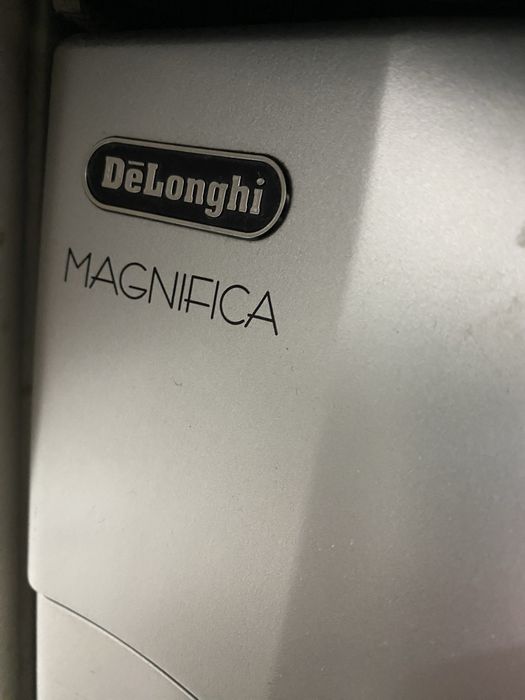 Aparat cafea delonghi