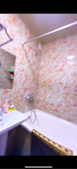 Yashnobod metrosi ro‘parasidagi 3 xonali uyga.3ta talaba qizlar kerak.