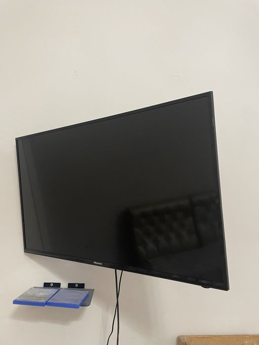 Продам Ps-4 1 тб  в хорошем состояние