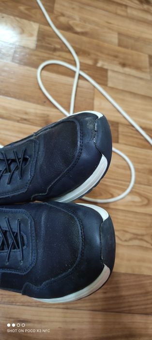 Отдам даром обувь для мальчика