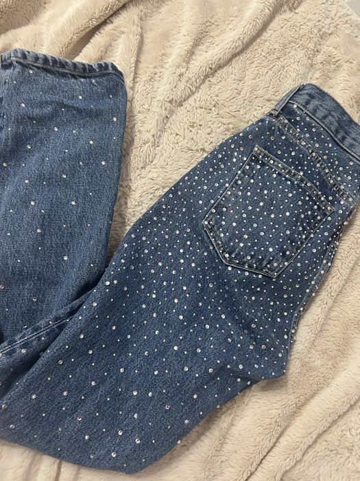 Дамски дънки ZARA с камъчета