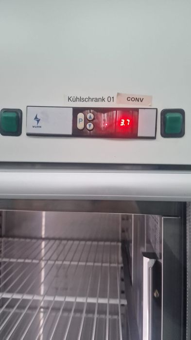 Плюсова хладилна витрина Alpfrigo