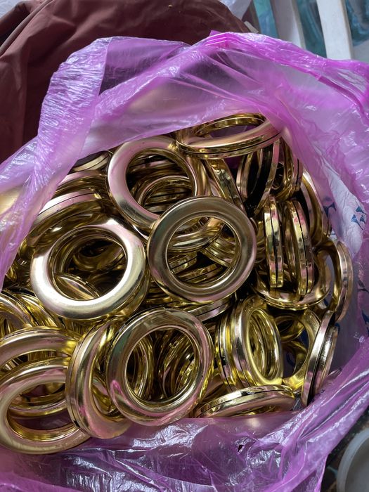 Продам для штор в отличном состоянии